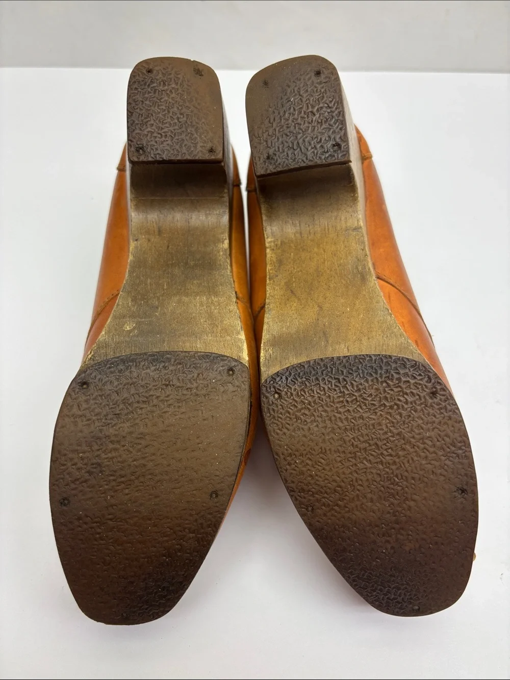 Rachel Comey Leather Buckle Slip-On Loafers in Cognac, SZ 6, box 11